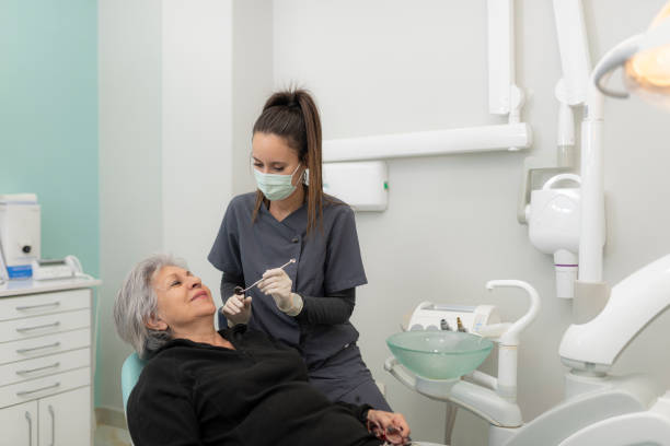 Best Broken or Cracked Tooth Emergency Dentist in Mastic Beach, NY